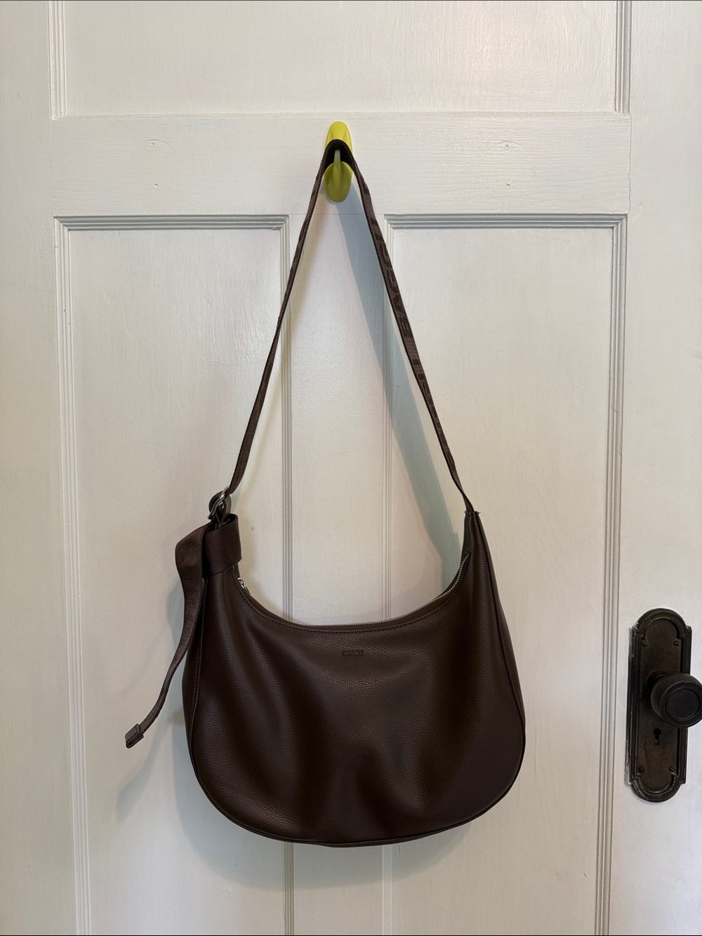 Baggu Medium Crescent Brown Leather Shoulder Bag